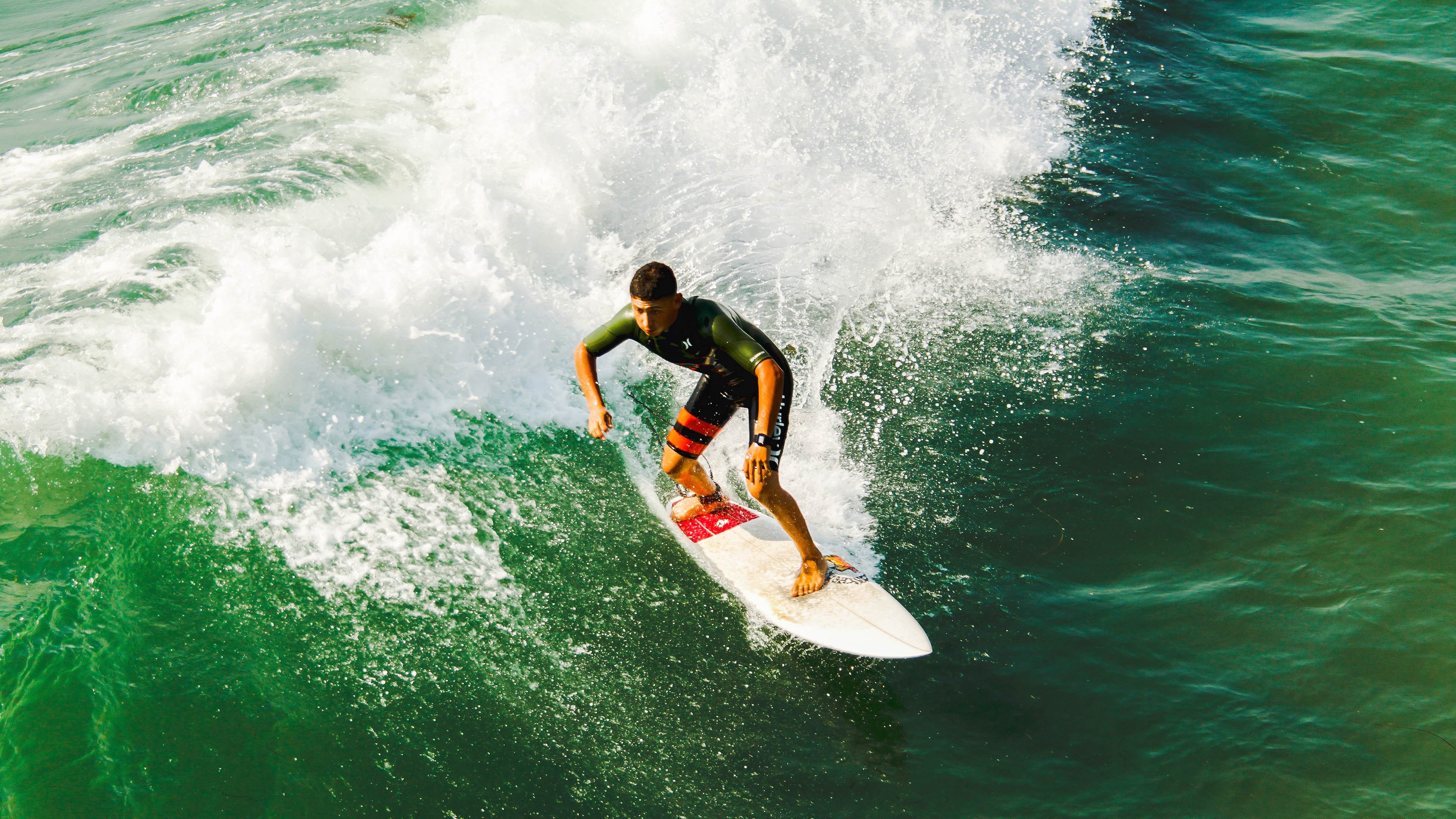 曼联拜访伦敦，力争逆转热刺